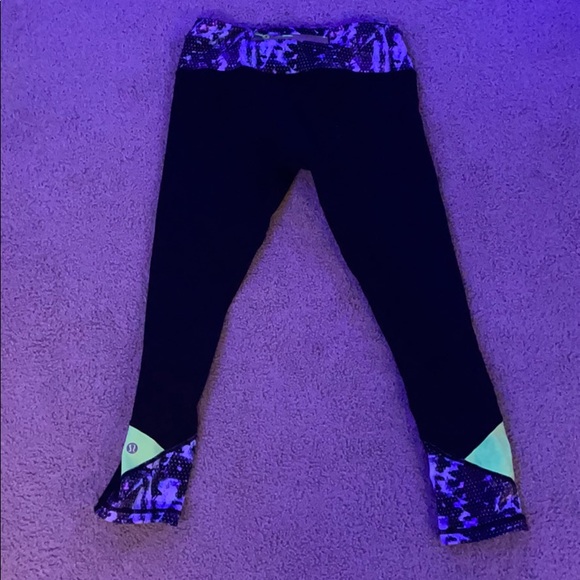 Lululemon Cropped Leggings - Picture 2 of 3